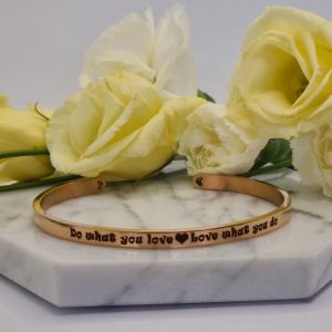 Bee Free Mantra karkötő