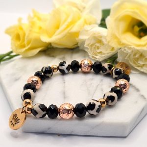 Tibeti Dzi Happy karkötő rose gold Lávakővel, nemesacél és fekete kristályüveg kiegészítőkkel