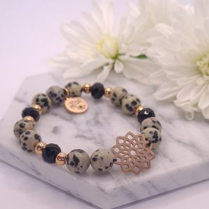 Dalmata jáspis -fekete kristályüveg Mandala karkötő rose gold nemesacél kiegészítőkkel