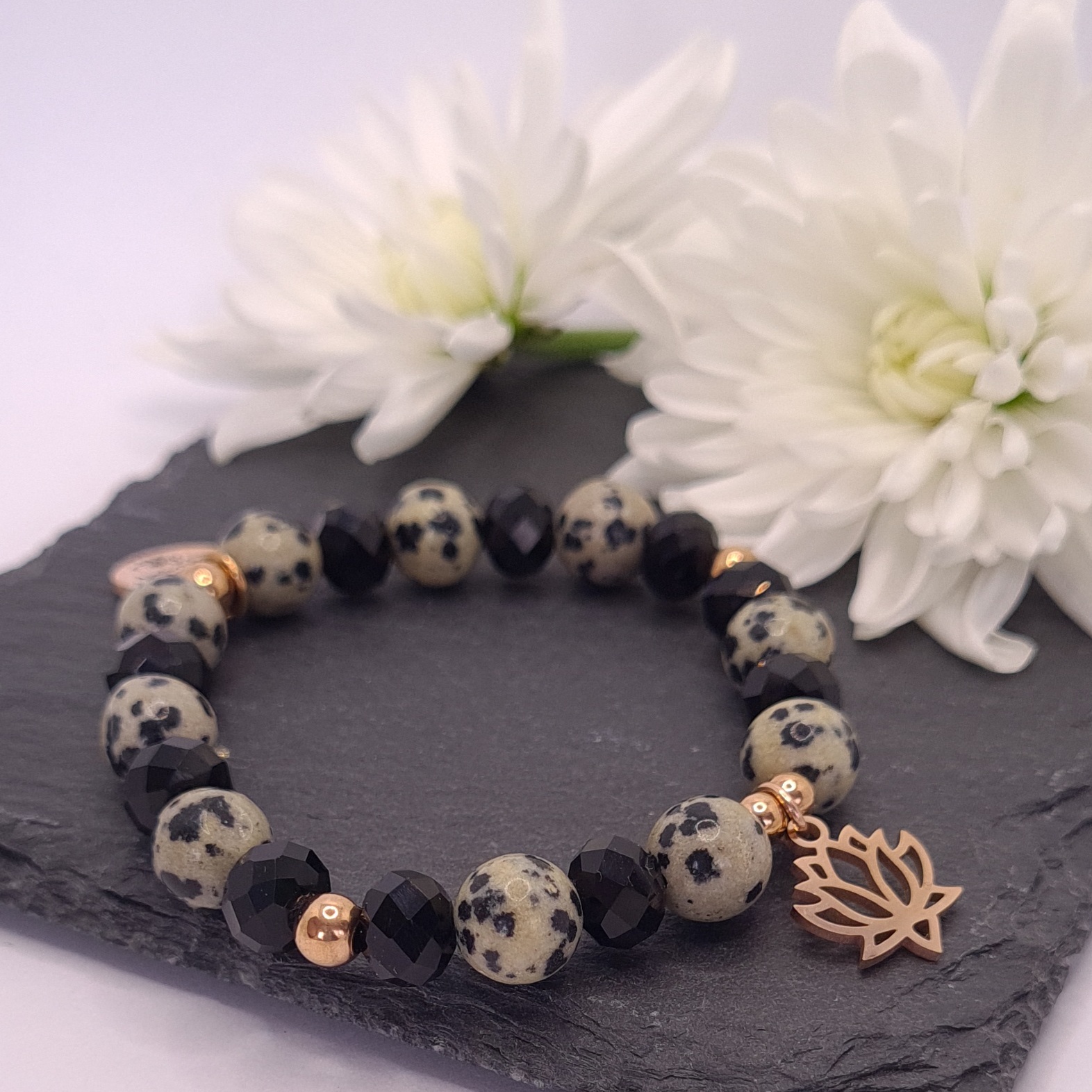 Dalmata jáspis Happy karkötő fekete kristályüveggel, nemesacél kiegészítőkkel - Image 2