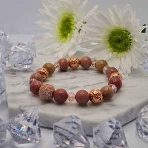 Rodonit Vibe karkötő rose gold Lávakővel